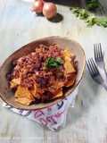 Simple Bolognese Nachos