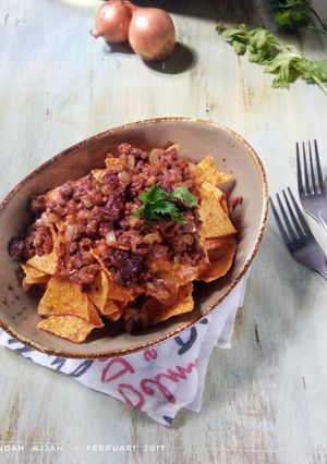 Foto resep Simple Bolognese Nachos