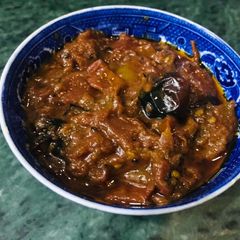A picture of Timator ki khatti chutney.