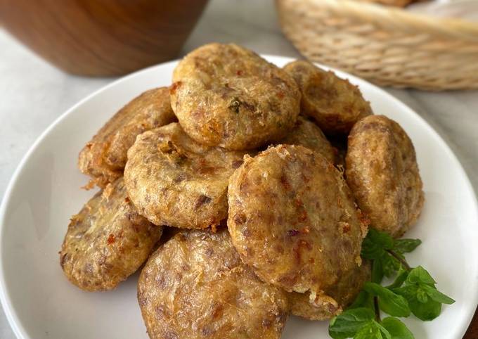 Resep Perkedel Kentang Daging - Yummy Gurih Oleh Phie Kitchen - Cookpad