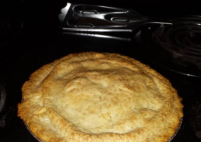 How to Prepare Homemade Chicken pie