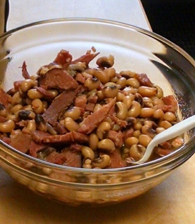 A picture of Black Eyed Peas & Ham.