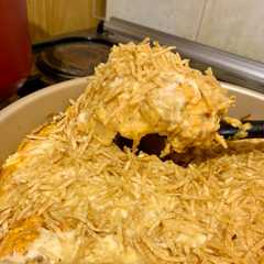 A picture of Pastel de pollo súper cremoso 🍽.