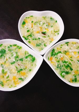Hình của món Súp ngô gà cua.