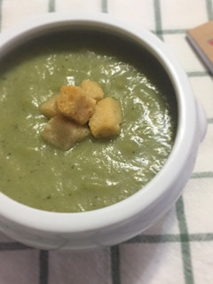 Una foto de Crema de calabacín al Garam Masala