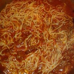 A picture of Meat sauce for spaghetti.