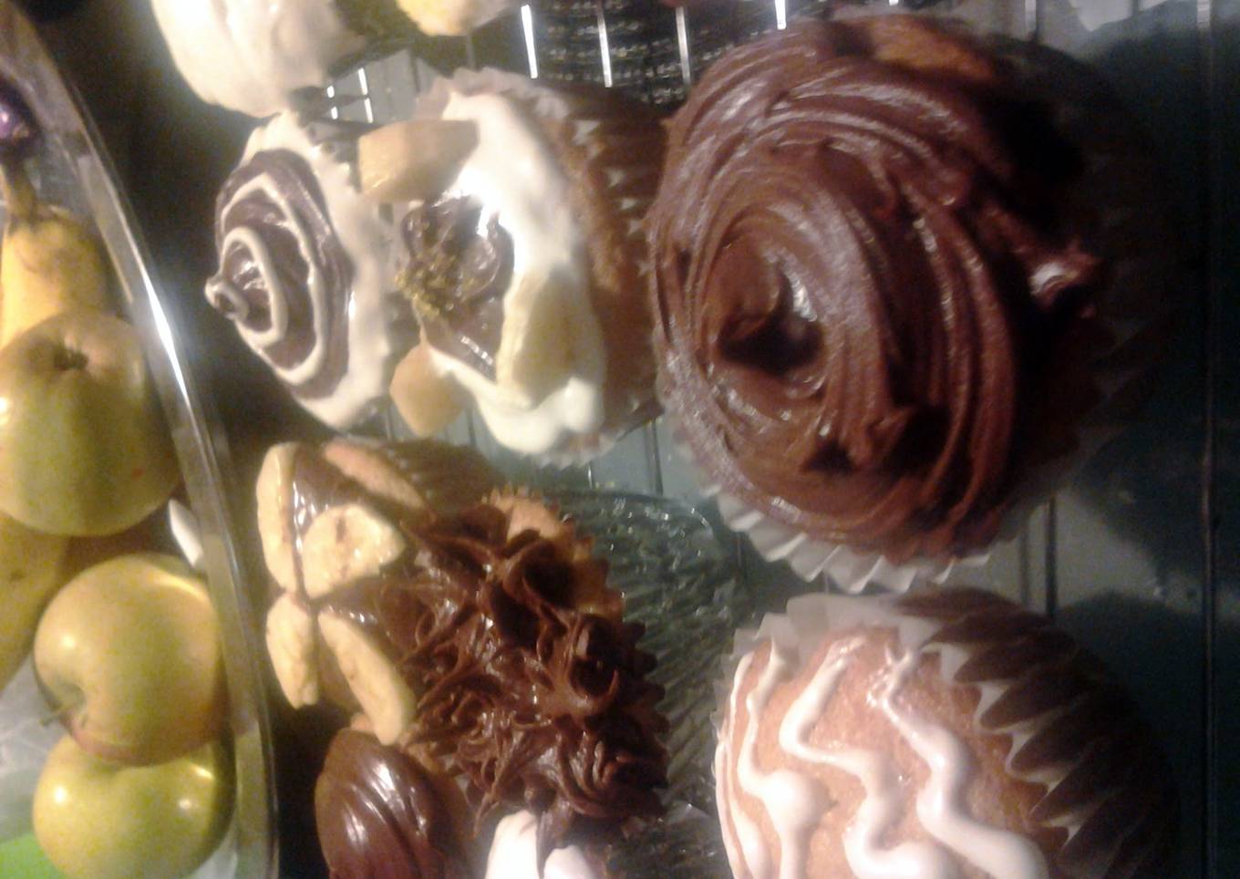 chocolate banana cupcakes
