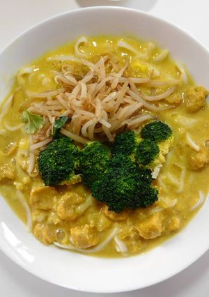 A picture of Vegan Burmese Coconut Milk Noodle Soup (oil-free and gluten-free).