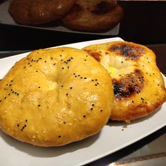 A picture of Taftan or Shirmaal Bread.