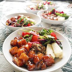 A picture of Pokebowl Salmon.