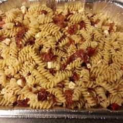 A picture of Pasta salad "Italian meets Greek".