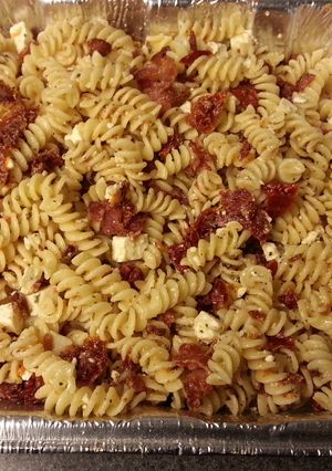 A picture of Pasta salad "Italian meets Greek".