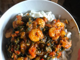 Tallarines de arroz con salsa de camarones 🍤🍜