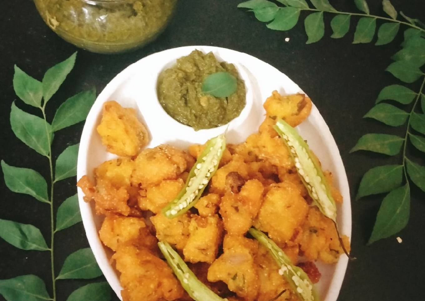 Moong dal pakoda