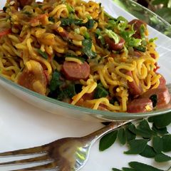 A picture of Moringa Sausage Noddles.