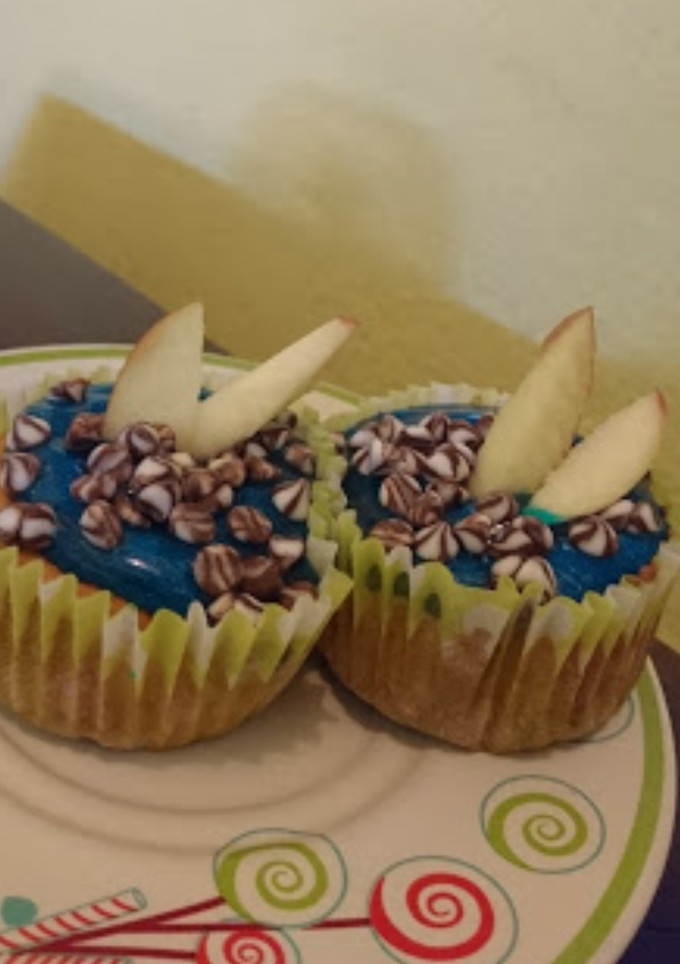 Una foto de Muffins de manzana con canela 🍎🧁