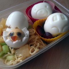 A picture of Vickys Bento Box Eggs (I know lol).