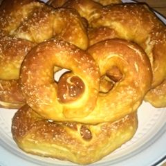 A picture of Dawn' s Soft Chewy Pretzels.