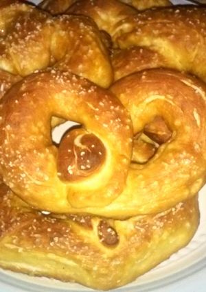 A picture of Dawn' s Soft Chewy Pretzels.
