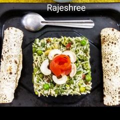 A picture of Veg Pulao With Green Masala.