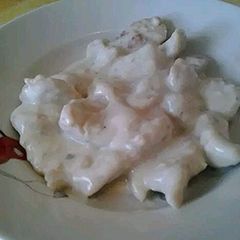 A picture of Roquefort chicken.