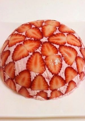 A picture of Condensed Milk Strawberry Mousse.