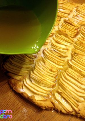 A picture of Apple Tart.
