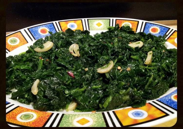 Steps to Make Any-night-of-the-week AMIEs SAUTEED SPINACH with GARLIC