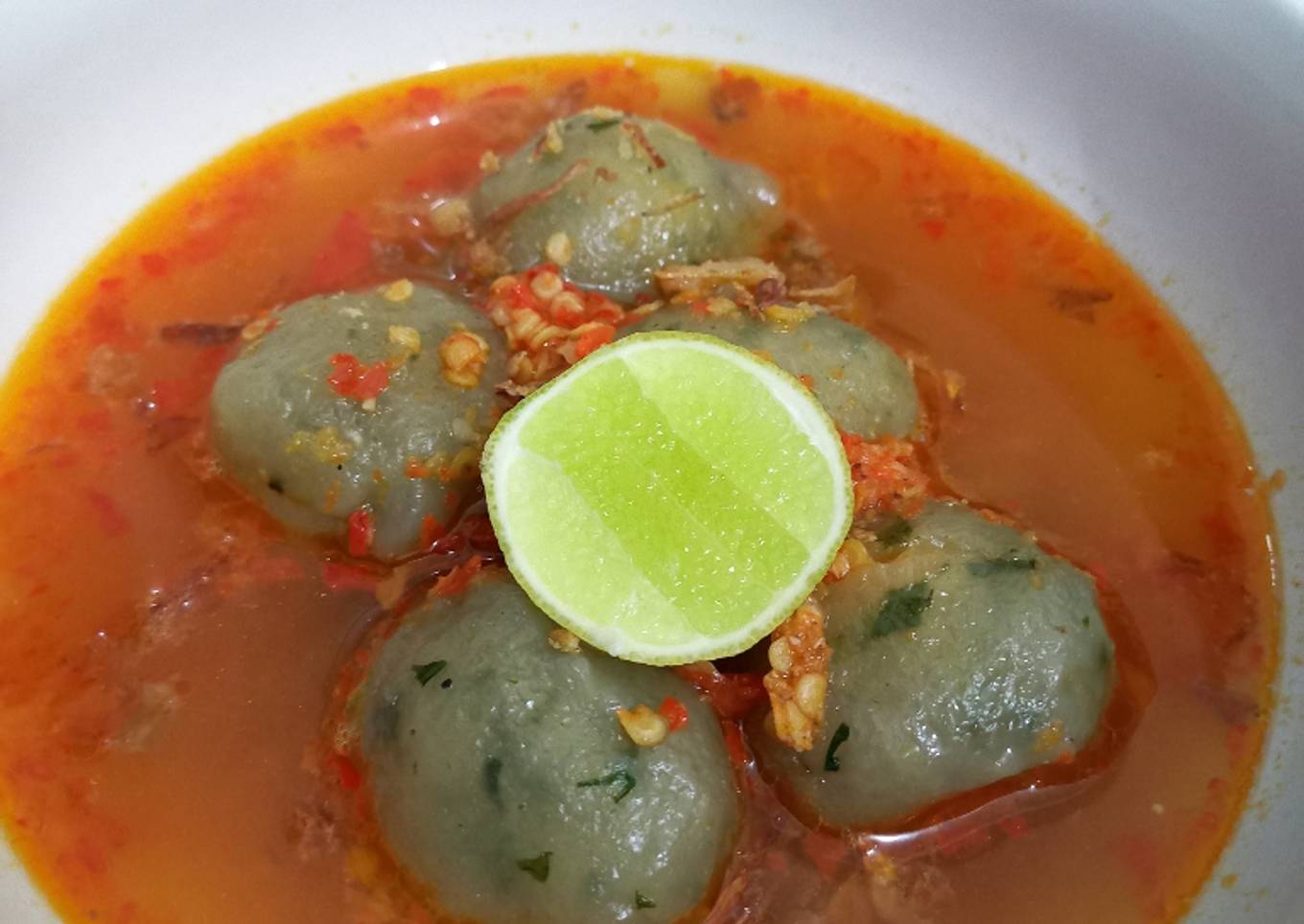 Cilok telur puyuh kuah pedas