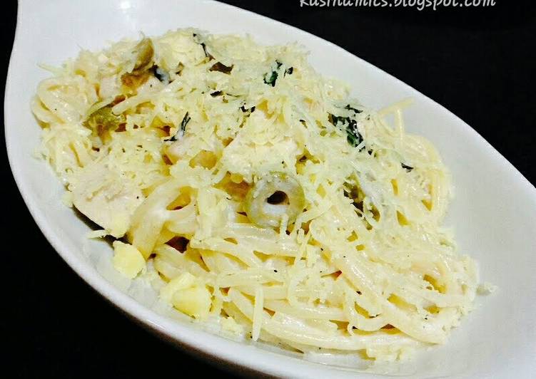 Steps to Prepare Favorite Creamy Chicken Alfredo