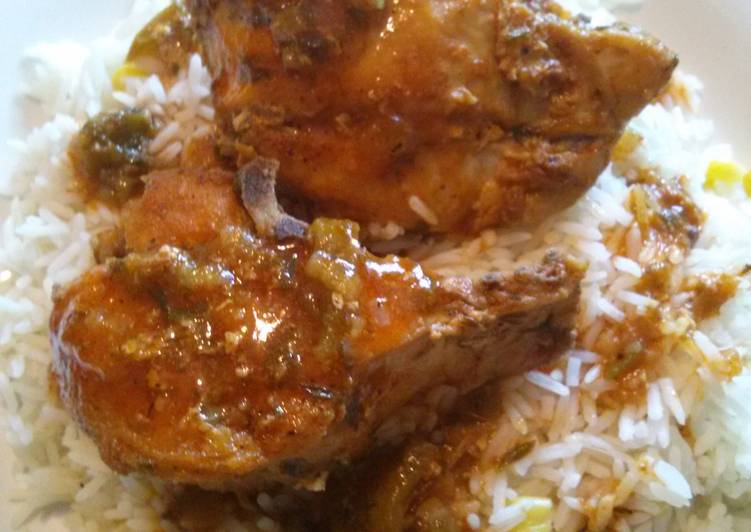 Step-by-Step Guide to Prepare Award-winning Spicey chicken with gravy