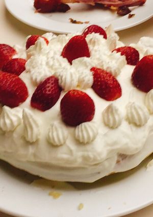 A picture of Strawberry cream pancake.