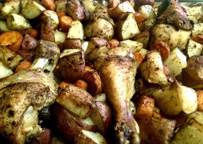 Simple Way to Make Ultimate One Pot Meal Roasted Drumsticks and Potatoes