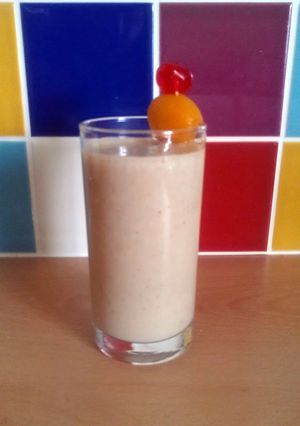 A picture of Vickys Peach & Apricot Smoothie, GF DF EF SF NF.