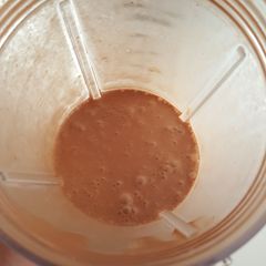 A picture of Ashlee's Peanut Butter Cup Smoothie.