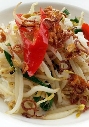 A picture of Bean Sprouts Rice Salad.