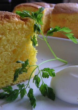 A picture of Carrot Chiffon Cake.