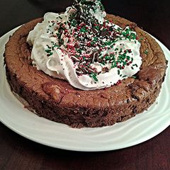 A picture of Flourless Cocolate Mint Cake.
