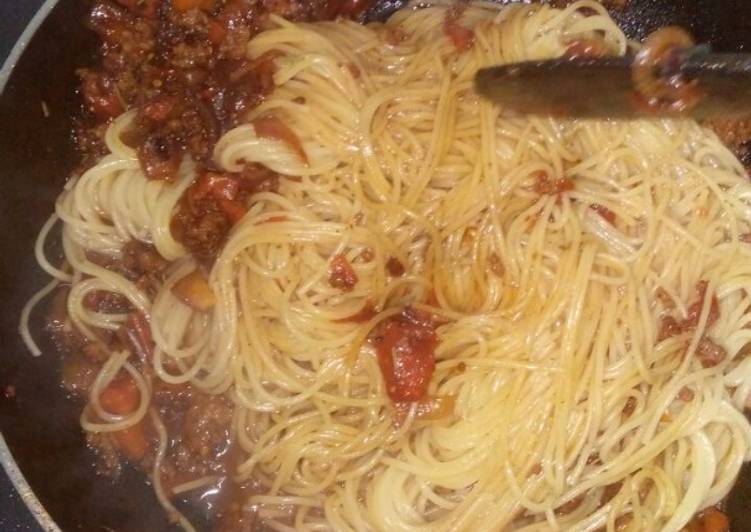 Simple Way to Make Homemade Spaghetti with minced meat