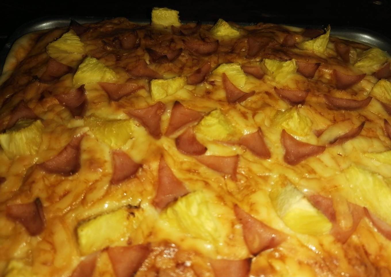 Pizza de piña y jamón