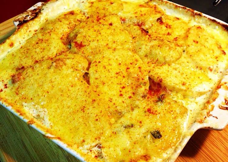 5 Easy Dinner Creamy Potato &amp; Chive Bake
