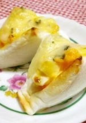 A picture of For Bentos: Hanpen Fish Cake Egg "Sandwich".