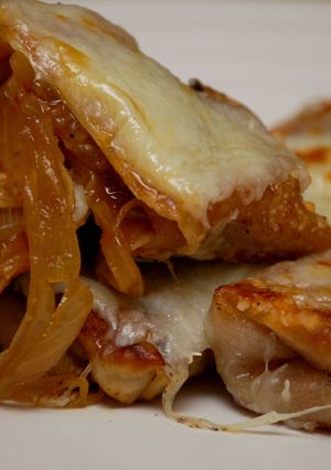 A picture of French Onion Egg Rolls.