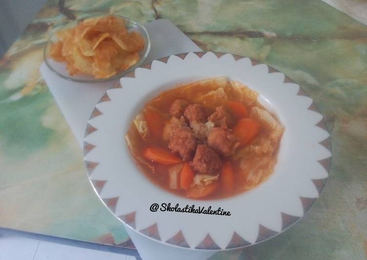 Bagaimana Membuat REAL Tomato Soup with Chicken Ball Warisan Oma, Sempurna