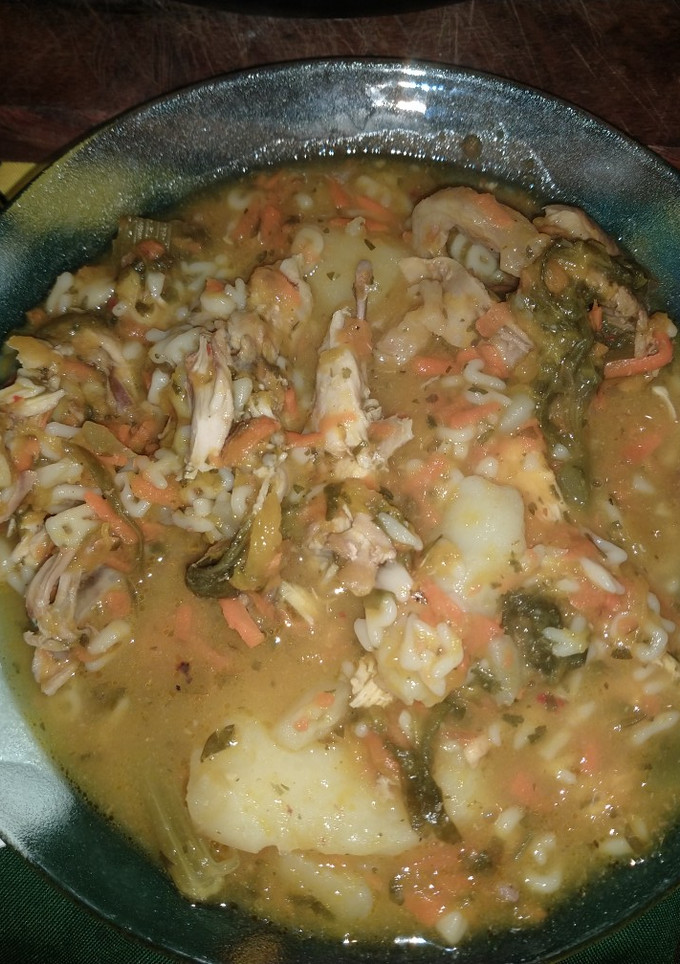 Una foto de Sopa con pollo