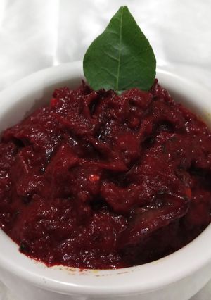 A picture of Tomato-Beetroot Chutney.