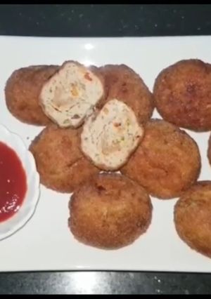 A picture of Chicken balls.