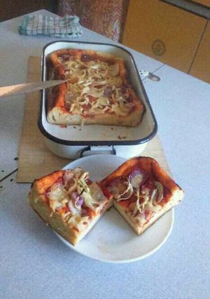 Tepsis, burgonyás pizza 😊 recept fotója