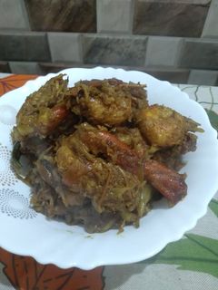 চিংড়ি বাঁধাকপি ঘন্ট(chingri bandhakopir ghonto recipe in Bengali) রেসিপির প্রধান ছবি