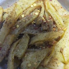 3 spice fries A picture of 3 spice fries.
